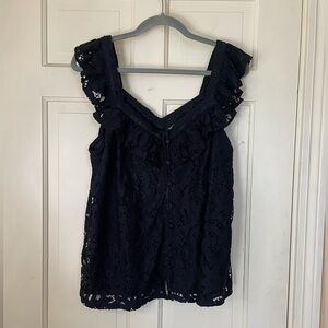 Torrid Sz 00 US M/10 Black Lace V-Neck Button Front Ruffle Short Sleeve Crop Top